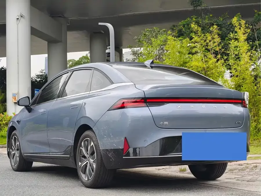 Xpeng P5