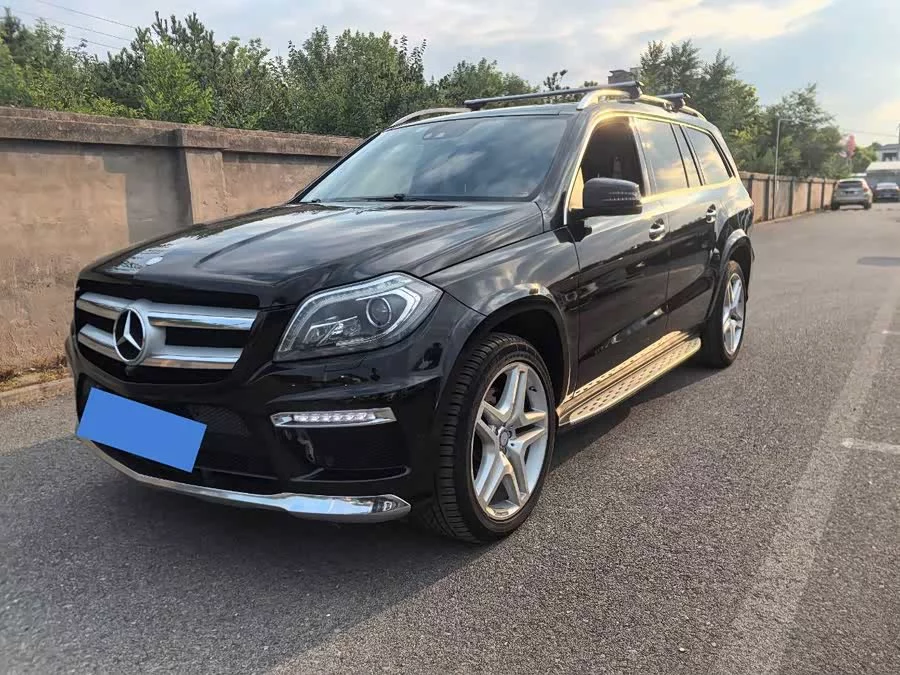 Mercedes Benz GL-Class