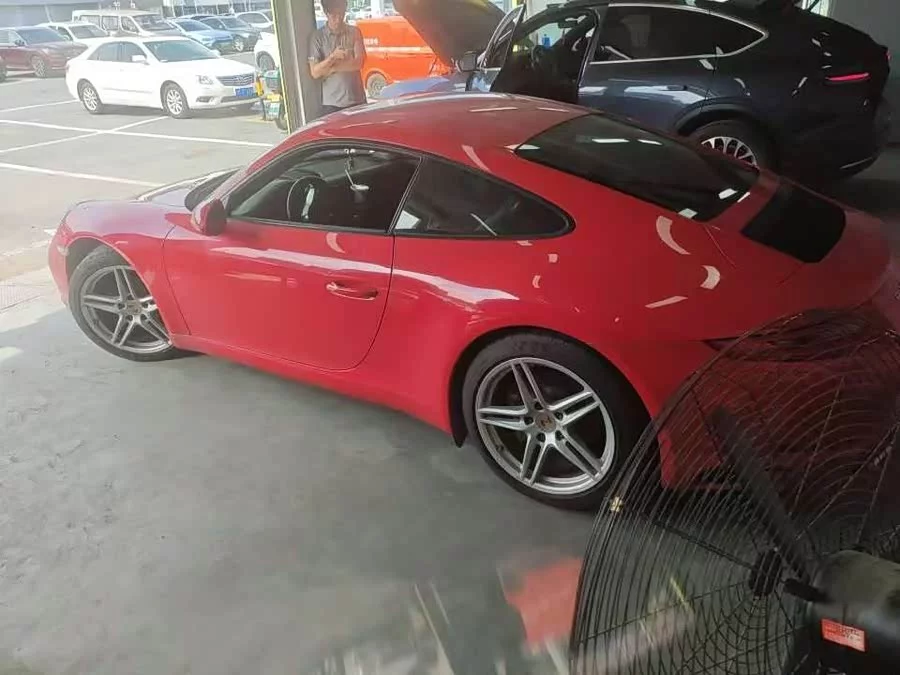 Porsche 911