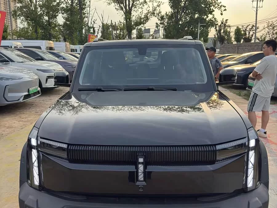 iCAR 03