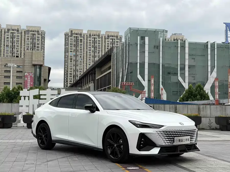 Changan UNI-V