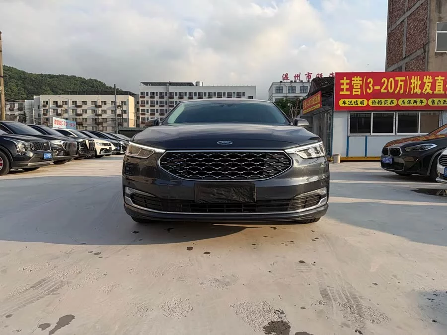 Ford Taurus