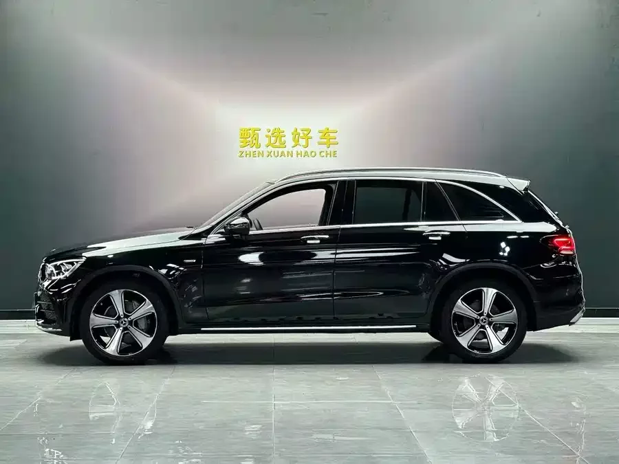 Mercedes Benz GLC