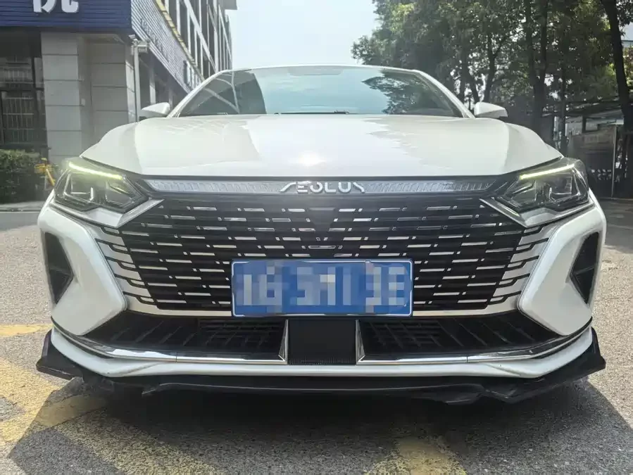 Dongfeng Yixuan MAX