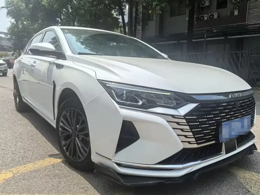 Dongfeng Yixuan MAX