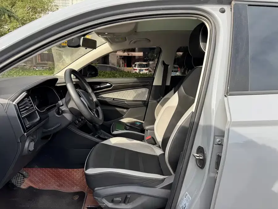 Jetta VS7