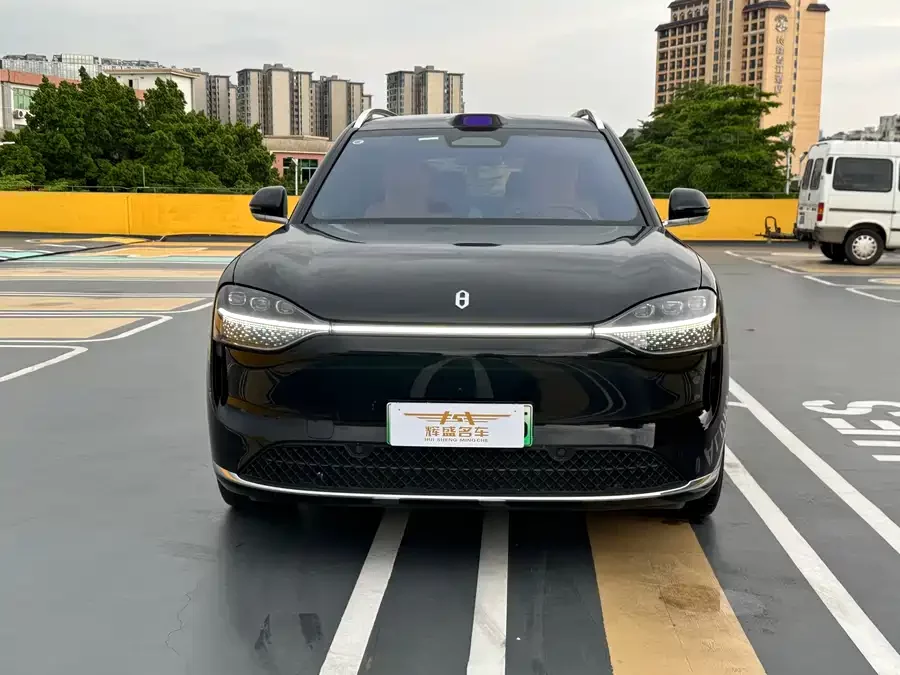AITO Wenjie M9