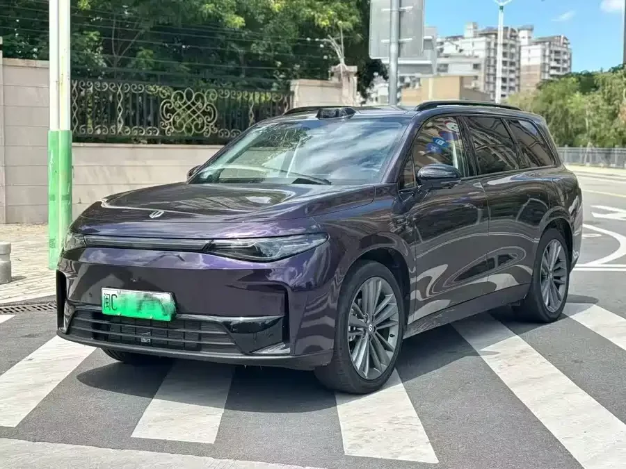 Leapmotor C16