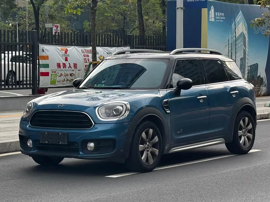MINI COUNTRYMAN