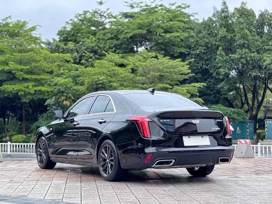 Cadillac CT4