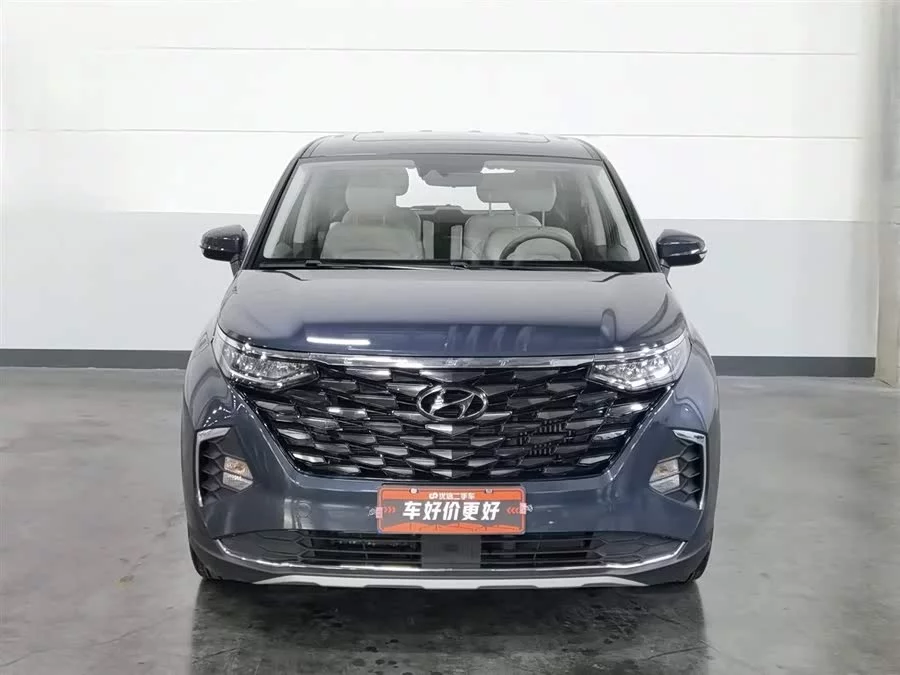 Hyundai Custo