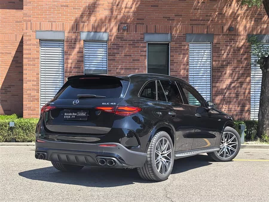Mercedes Benz GLC AMG