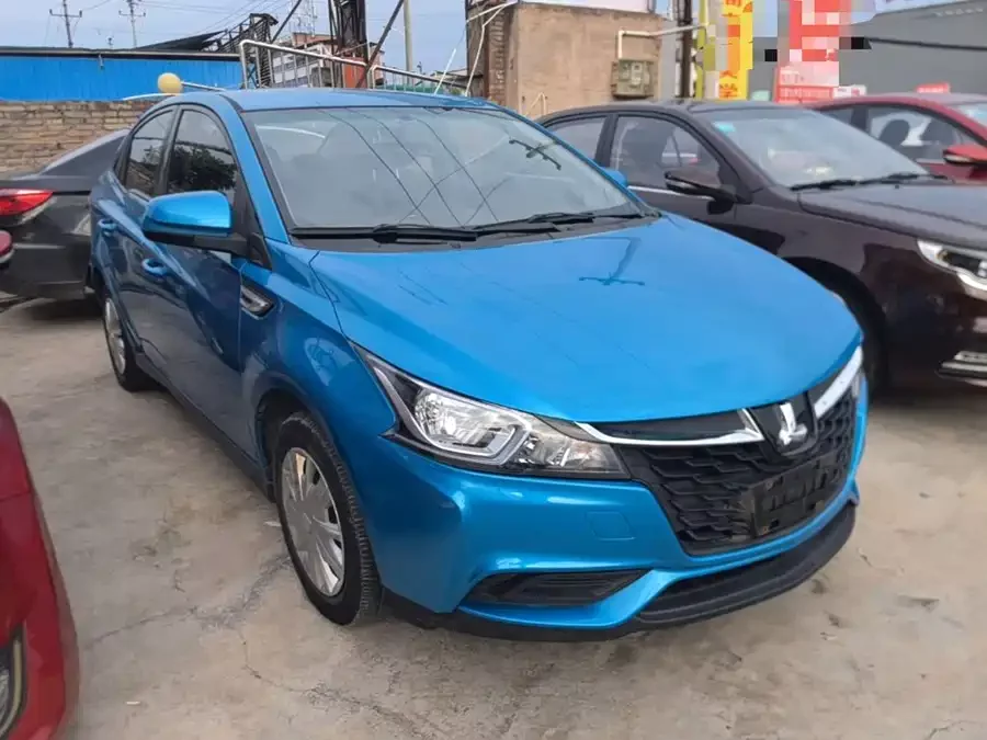 Luxgen sharp 3