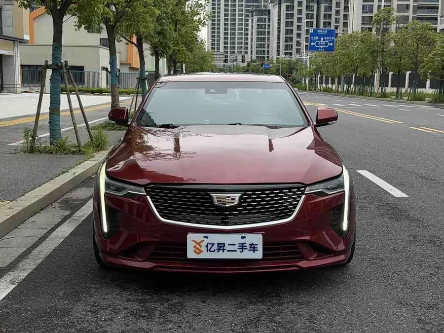Cadillac CT4