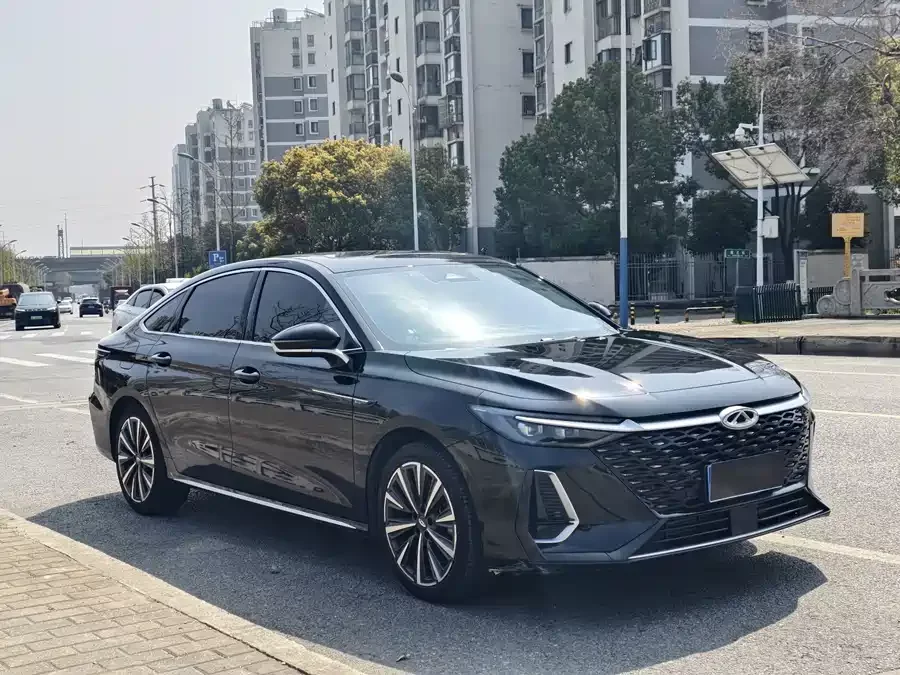 Chery Arrizo 8