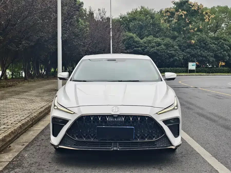 MG 5 Scorpio