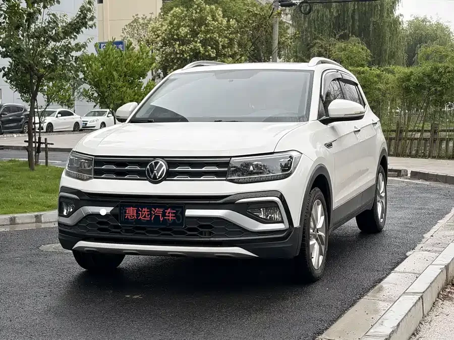 Volkswagen T-Cross (Tukai)