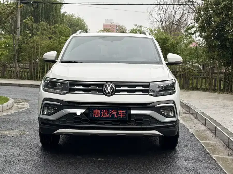 Volkswagen T-Cross (Tukai)