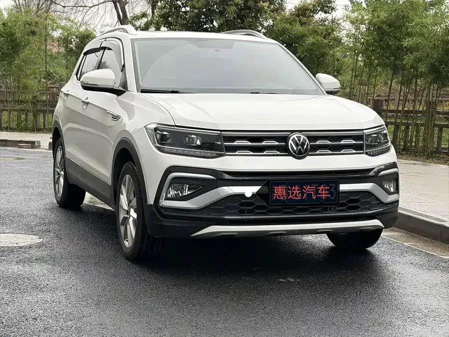 Volkswagen T-Cross (Tukai)