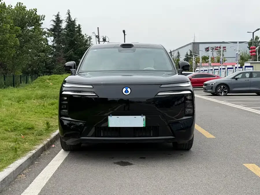 BYD N8L