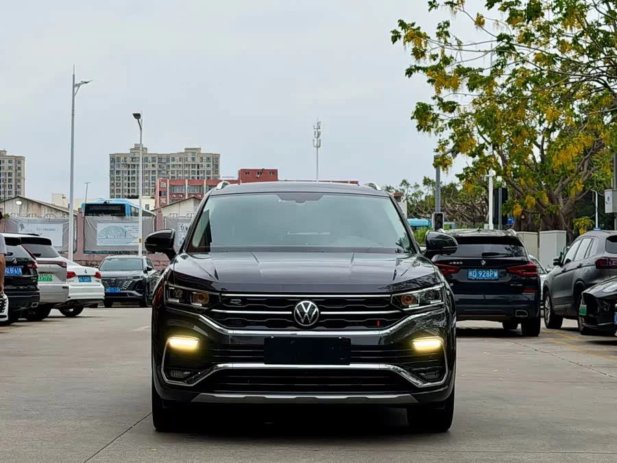 Volkswagen Tayron X