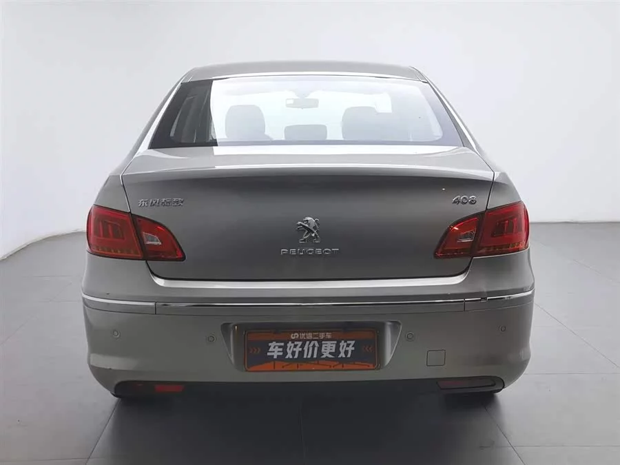 Peugeot 408
