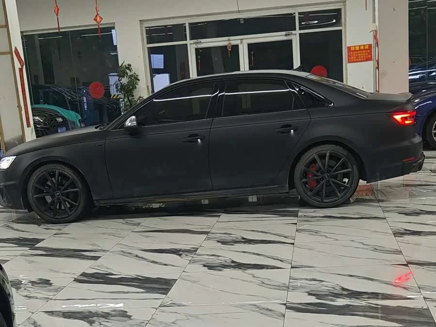 Audi S4