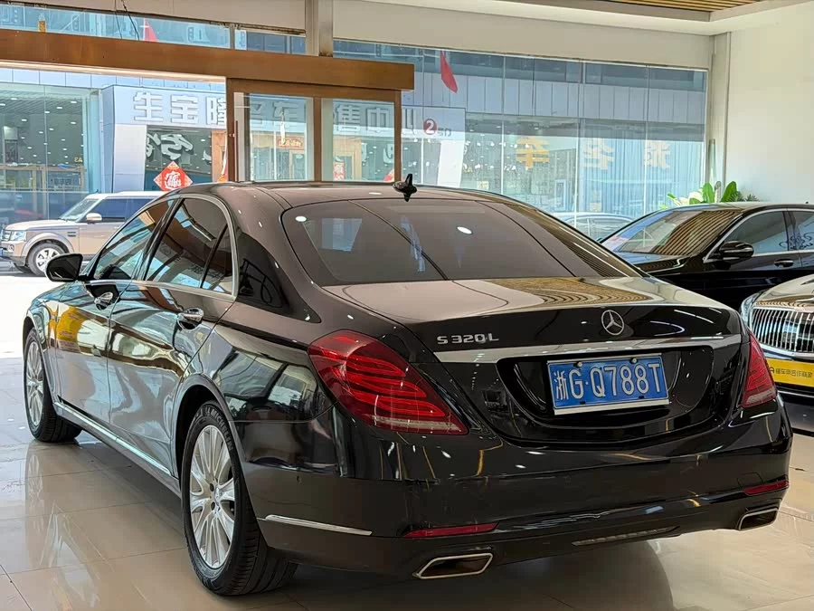 Mercedes Benz S class