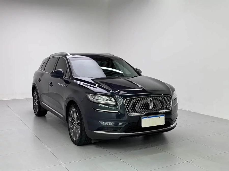 Lincoln Navigator