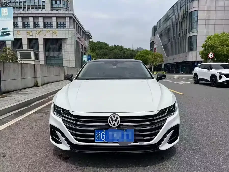 Volkswagen FAW- CC