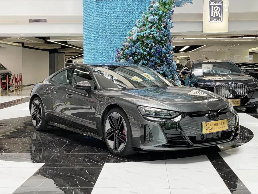 Audi e-tron GT