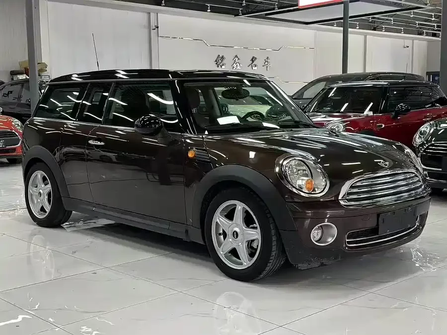 MINI CLUBMAN