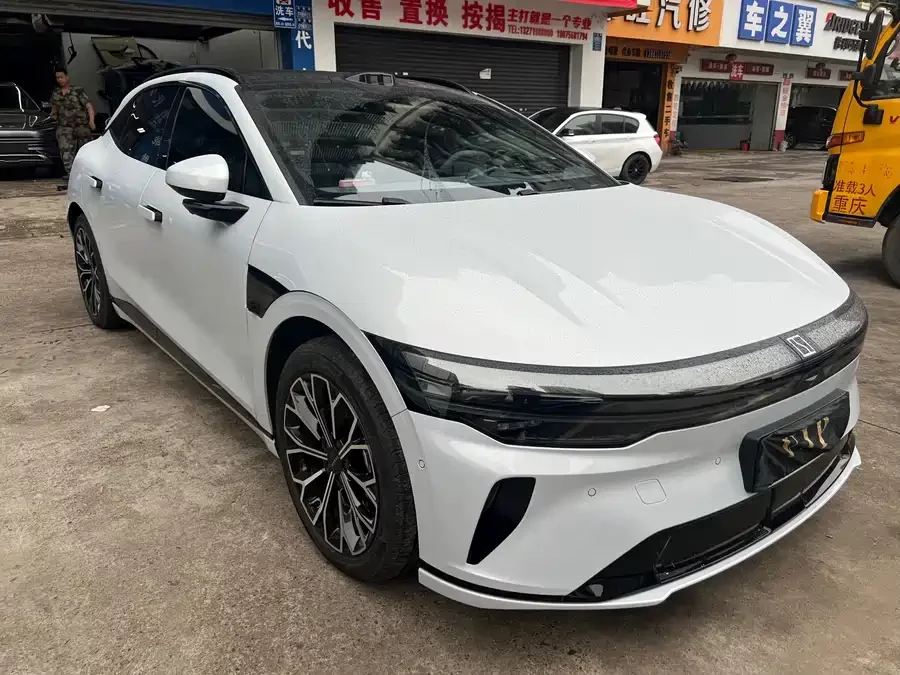 Zeekr 007GT