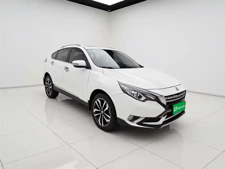 Venucia T90