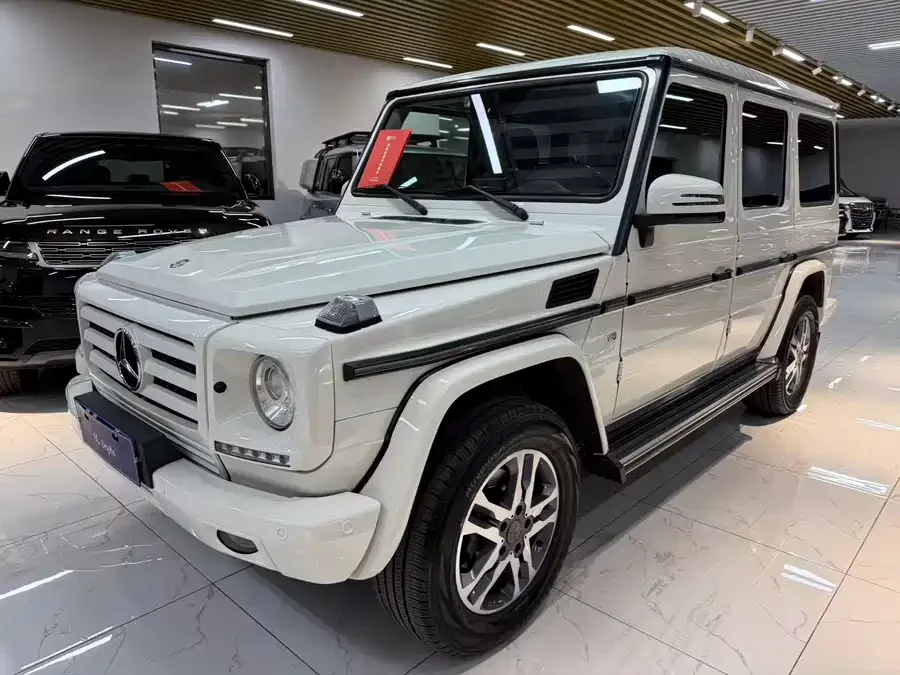 Mercedes Benz G-rated