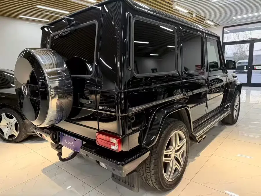 Mercedes Benz G-rated