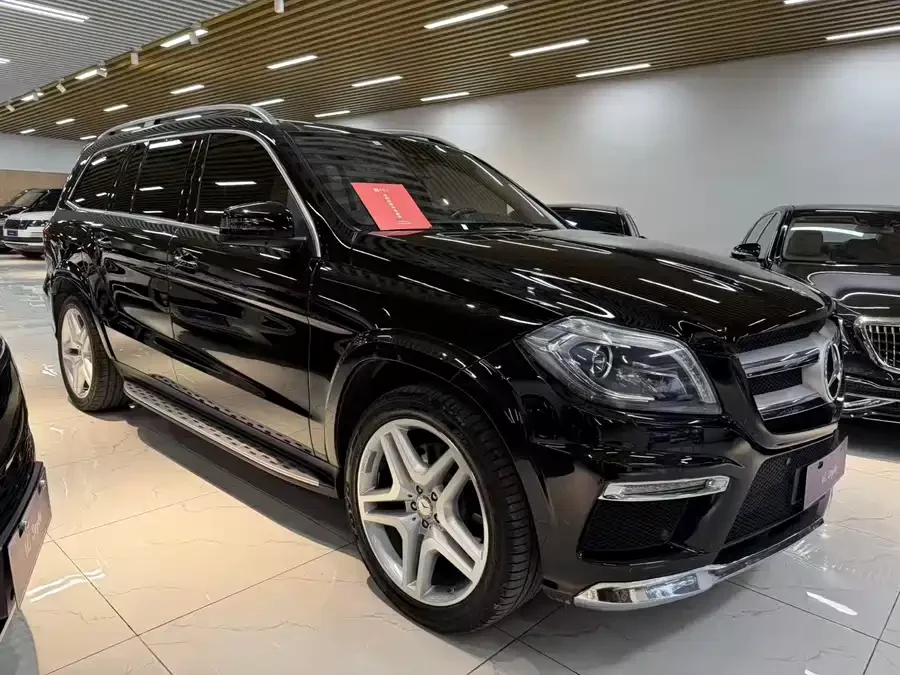 Mercedes Benz GL-Class