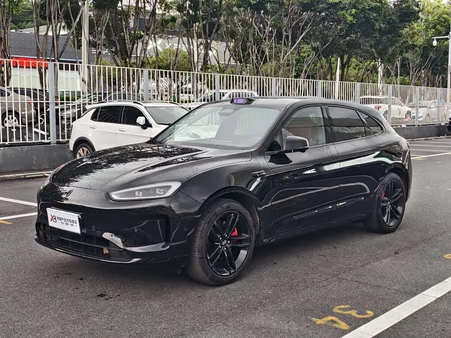 AITO Wenjie M5