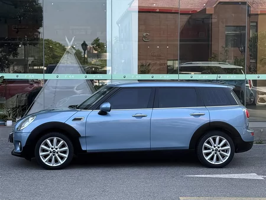 MINI CLUBMAN