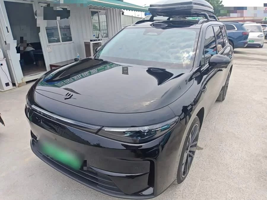 Leapmotor C16