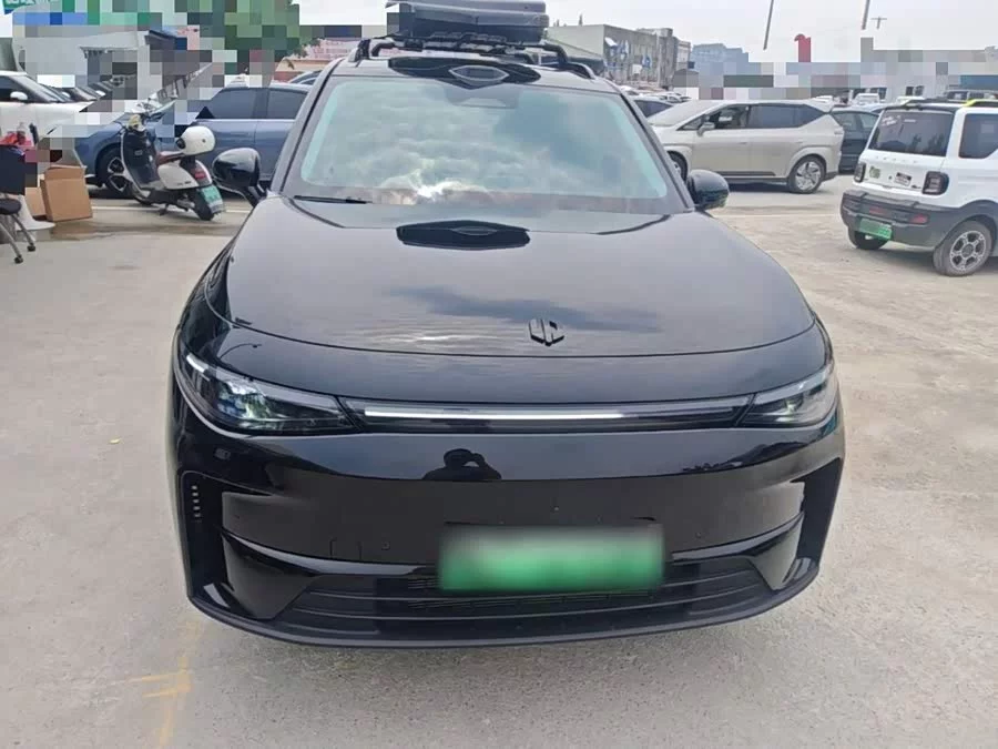 Leapmotor C16