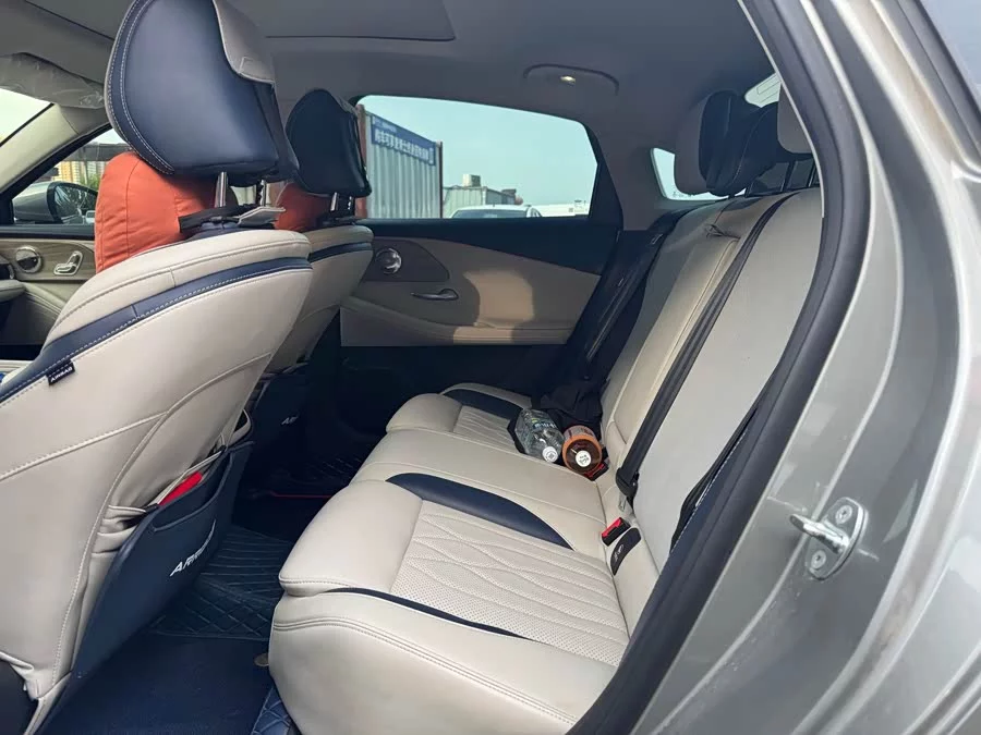 Chery Arrizo 8