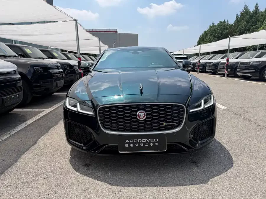 Jaguar XFL