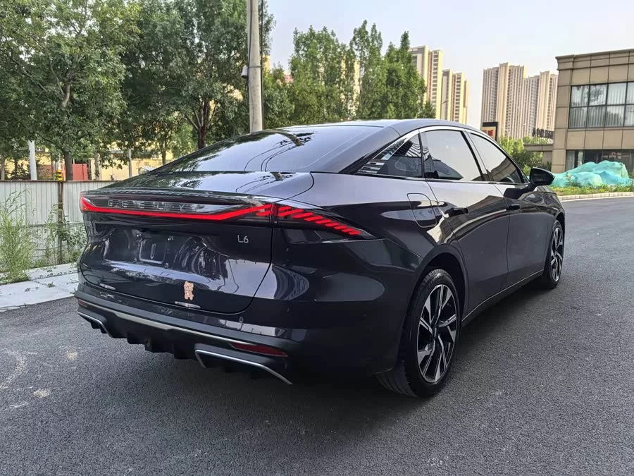 Geely Galaxy L6