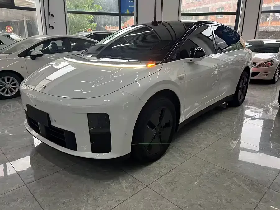 Li Auto i6