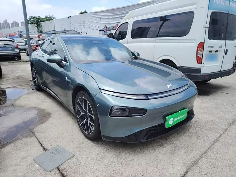 Xpeng P7