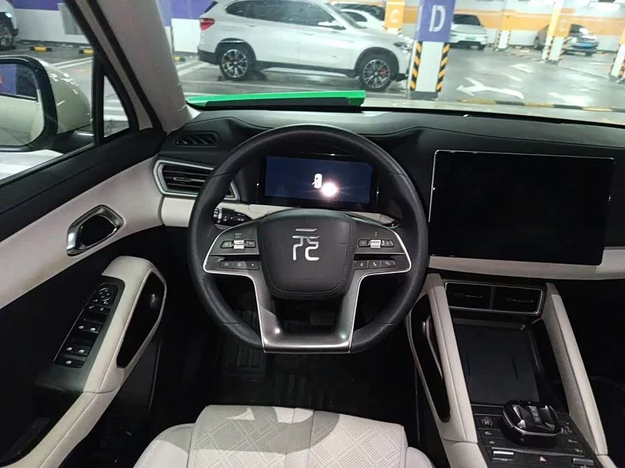 BYD Yuan UP
