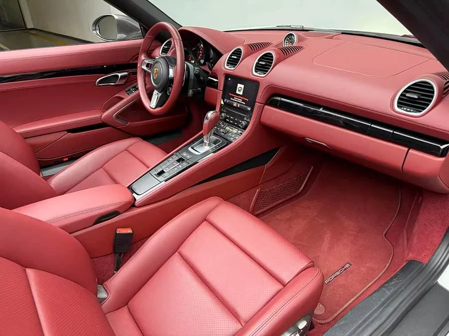 Porsche 718