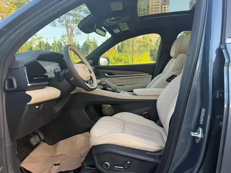 Geely Xingyue L