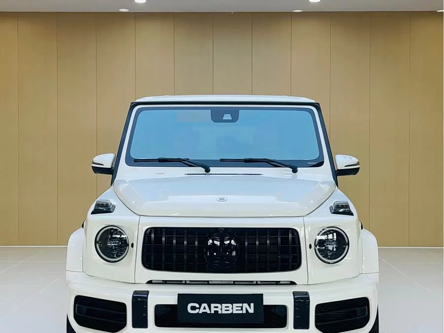 Mercedes Benz G-rated